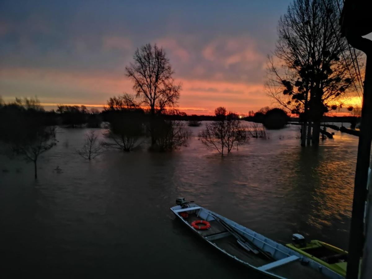 Bedloire Bed & Breakfast Drain ภายนอก รูปภาพ